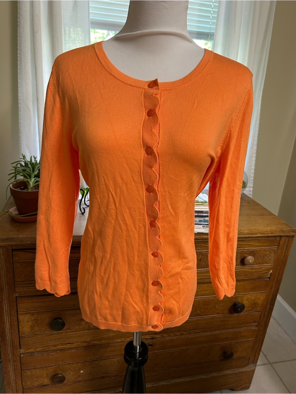 Talbots Orange Button-Front Women's Knit cardigan with scalloped detail size lar